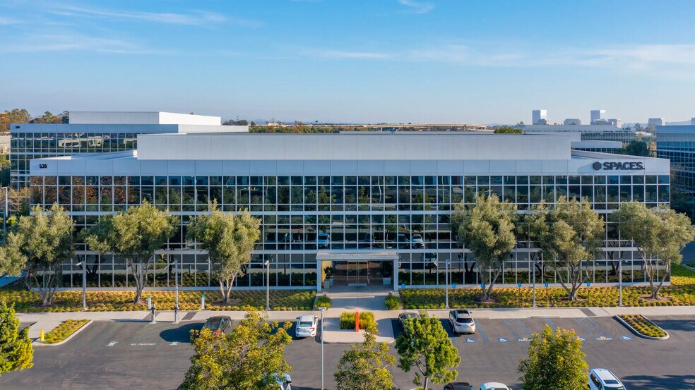 More Photos Of 46 Discovery, Irvine Unknown For Lease