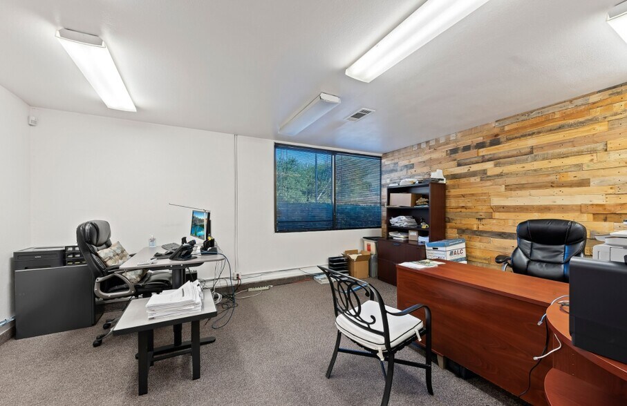 More Photos Of 6056 Corte Del Cedro, Carlsbad Warehouse For Sale