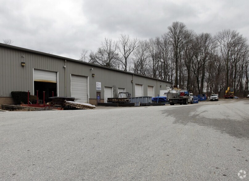 More Photos Of 1109 Saunders Ct, West Chester Manufacturing For Sale