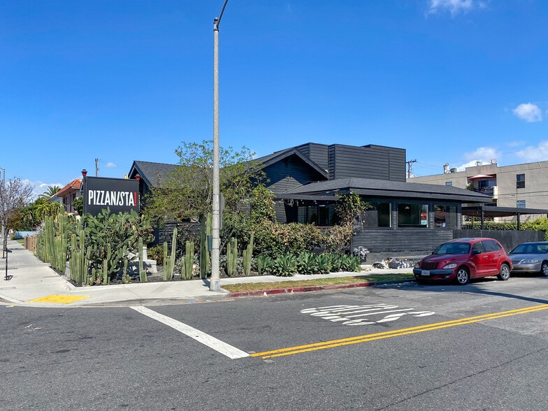 More Photos Of 1837 E 7th St, Long Beach Restaurant For Lease