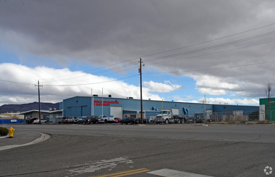 More Photos Of 1651 & 1581 Glendale Ave, Sparks Warehouse For Sale