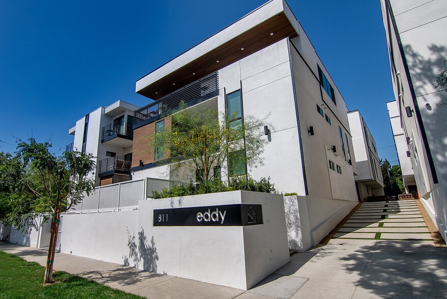 More Photos Of 811 N Harvard Blvd, Los Angeles Multifamily For Sale