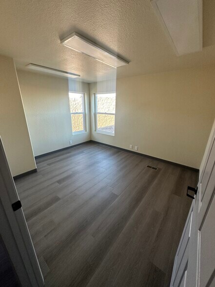 More Photos Of 1735 Athol Ave, Henderson Land For Lease