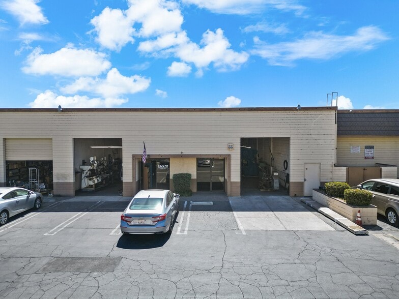More Photos Of 12455 Branford St, Pacoima Warehouse For Sale