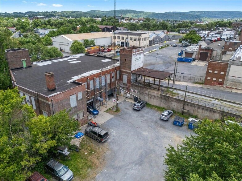 Primary Photo Of 365 W Whitehall St, Allentown Warehouse For Sale