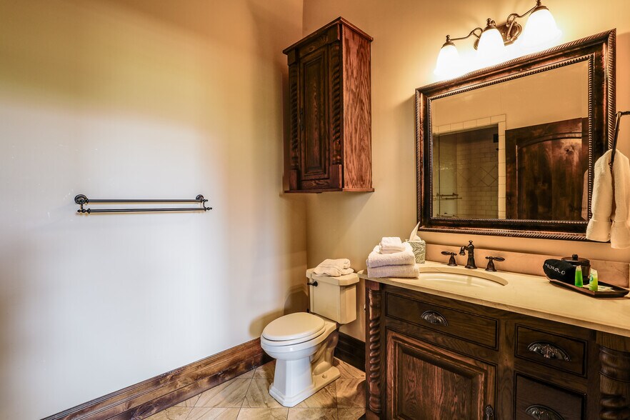 More Photos Of 119 N Main St, Jacksboro Hospitality For Sale