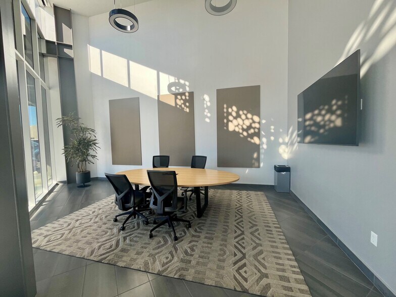 More Photos Of 7345 E Acoma Dr, Scottsdale Office For Lease