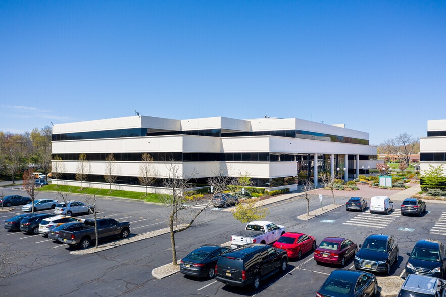 More Photos Of 25 Vreeland Rd, Florham Park Medical For Lease