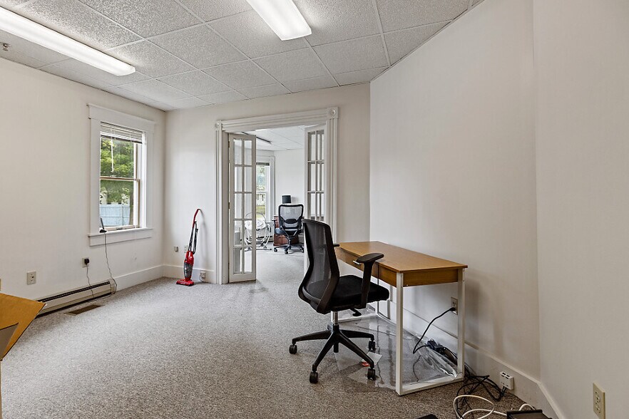 More Photos Of 323 State St, Augusta Office Residential For Sale