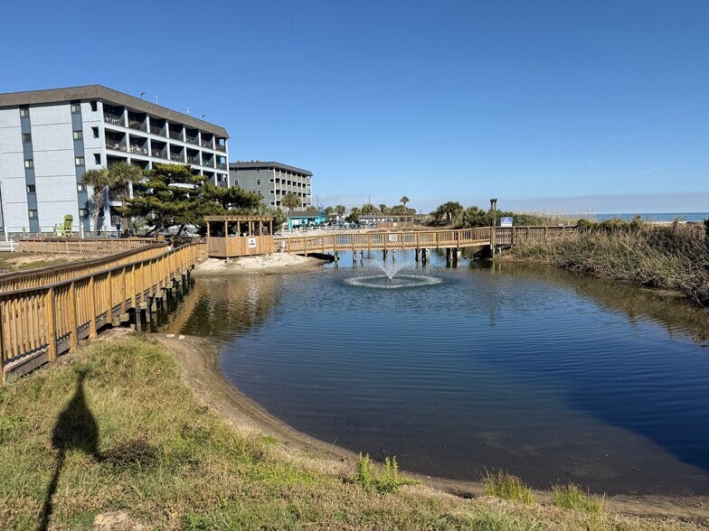 More Photos Of 5905 S Kings Hwy, Myrtle Beach Hotel For Lease