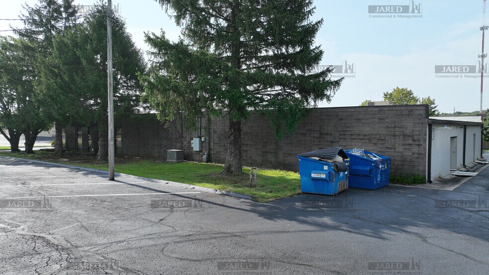More Photos Of 509 S Union Ave, Springfield Light Distribution For Sale