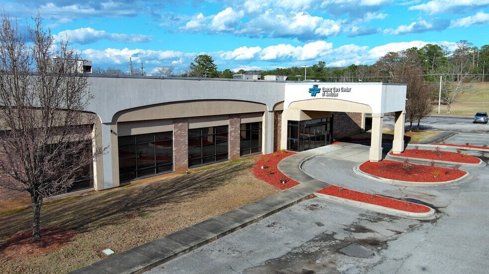 More Photos Of 171 Town Center Dr, Anniston Medical For Sale