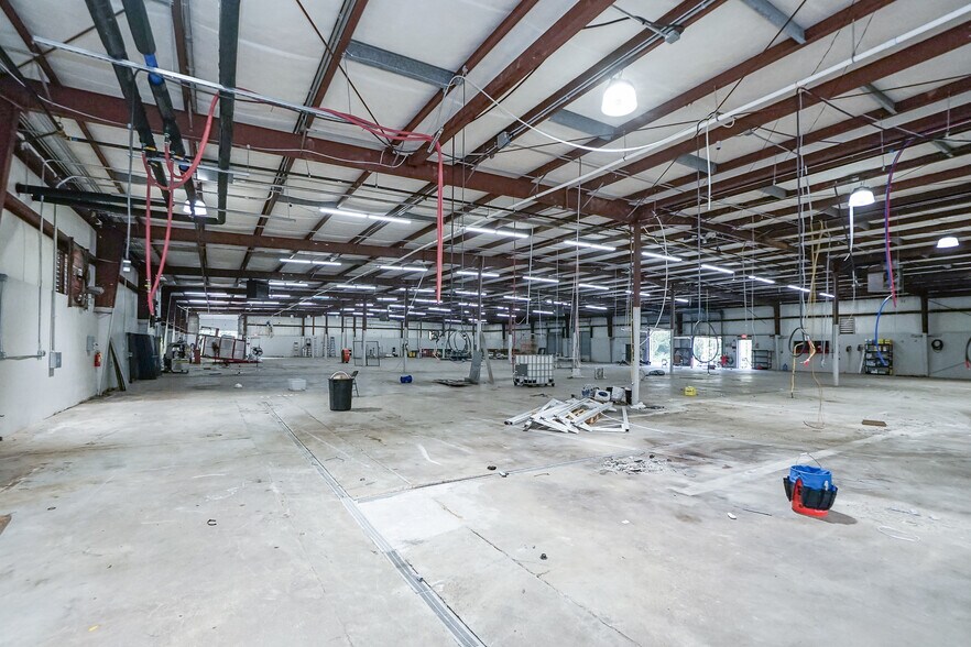 More Photos Of 360 Commerce Blvd, Bogart Distribution For Sale