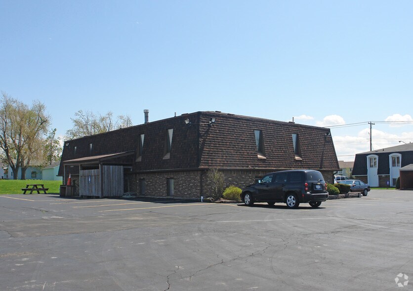 More Photos Of 928 French Rd, Buffalo Office For Sale