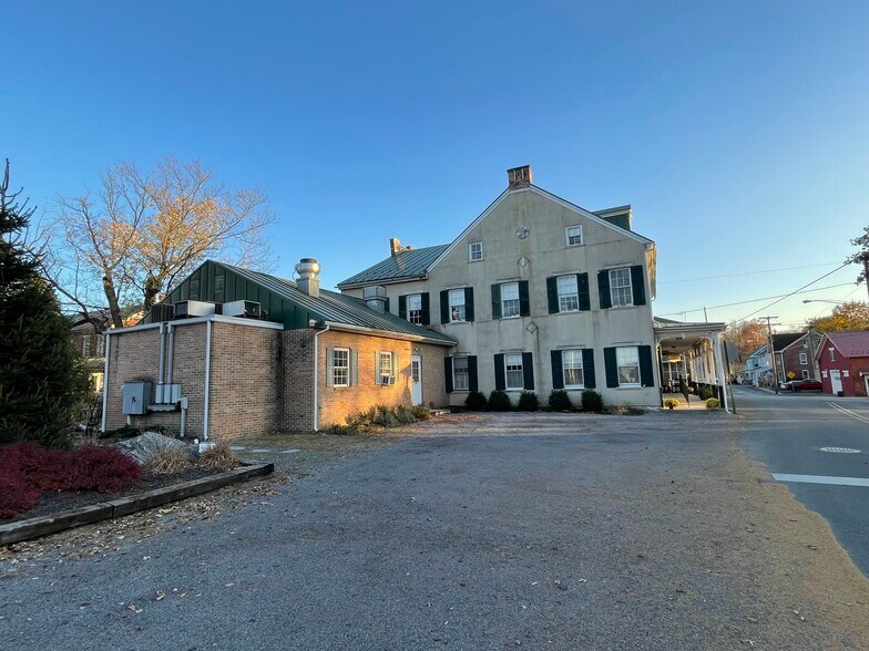 More Photos Of 298 Old Bowers Rd, Mertztown Restaurant For Sale