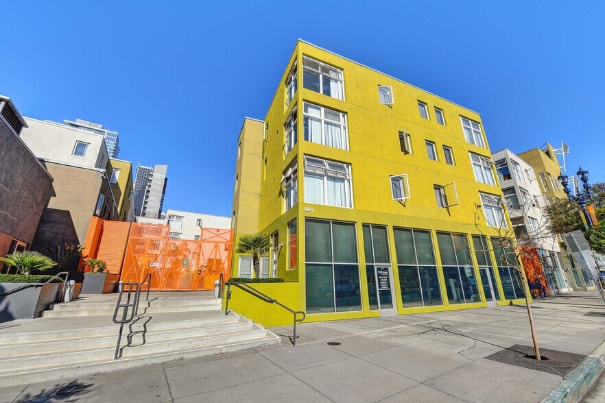 More Photos Of 900 F St, San Diego Apartments For Lease