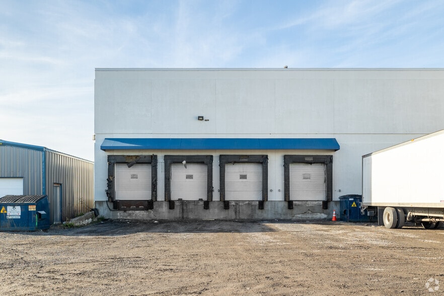 More Photos Of 888 Belfast Rd, Ottawa Light Distribution For Sale