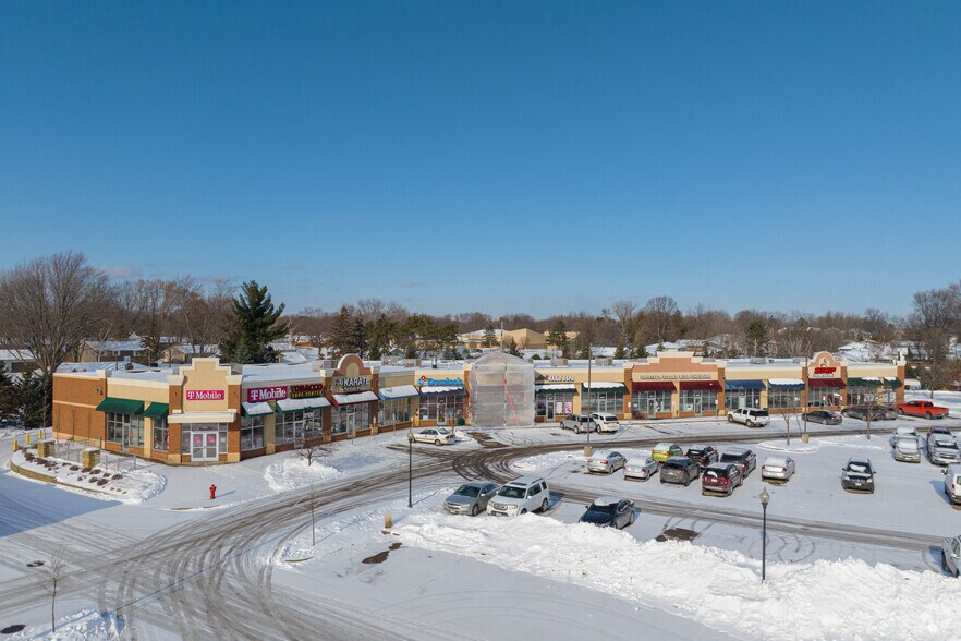 More Photos Of 14855-14885 S Robert Trl, Rosemount Storefront For Lease