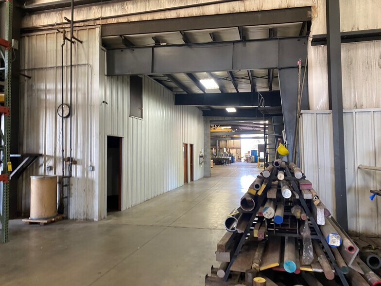 More Photos Of 420 W Main St, Coleman Industrial For Sale