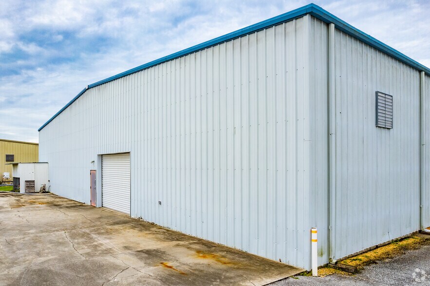 More Photos Of 11548 Pyramid Dr, Odessa Industrial For Sale