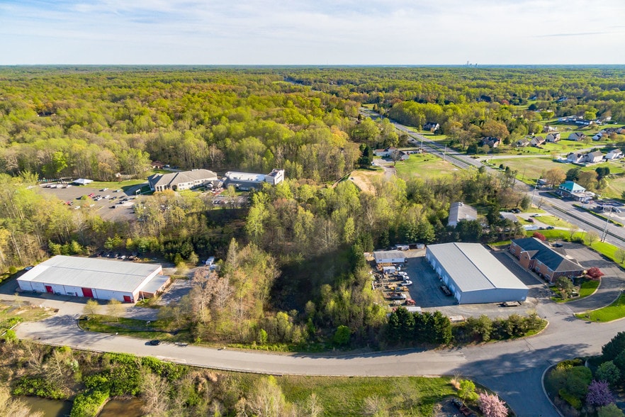 More Photos Of 125 Prospect Dr, Sunderland Land For Sale