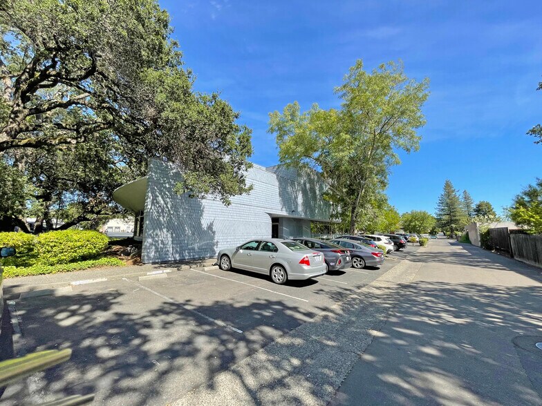 More Photos Of 2351 Mendocino Ave, Santa Rosa Office For Lease