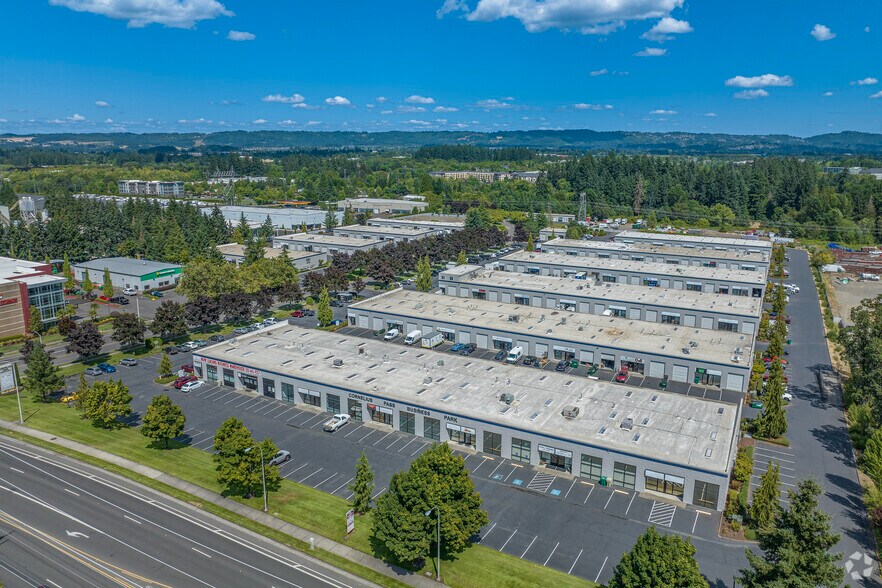 More Photos Of 2056 NE Aloclek Dr, Hillsboro Warehouse For Lease