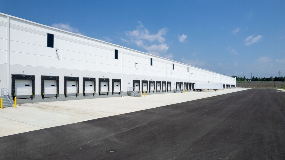 More Photos Of 2800 Liberty Dr, Northampton Industrial For Sale