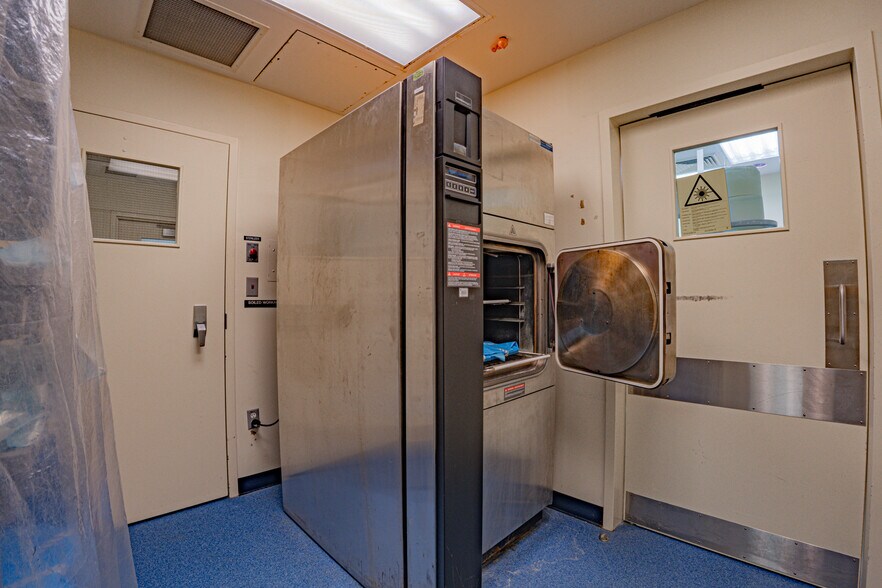 More Photos Of 1255 37th St, Vero Beach Medical For Sale