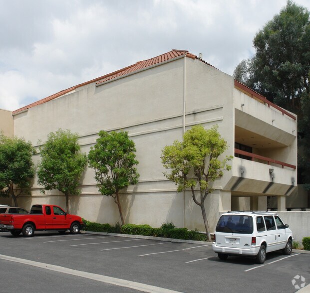 More Photos Of 175 S C St, Tustin Office For Lease