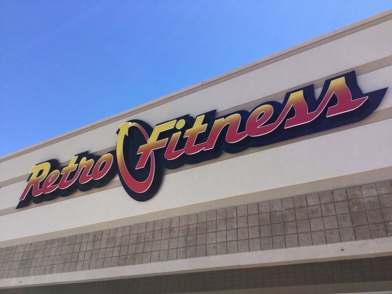 More Photos Of 889-905 S Main St, Cedar City Unknown For Lease