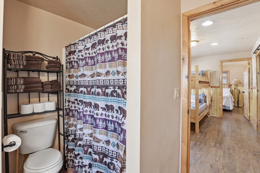 More Photos Of 3725 Movie Ranch Rd, Duck Creek Village Specialty For Sale