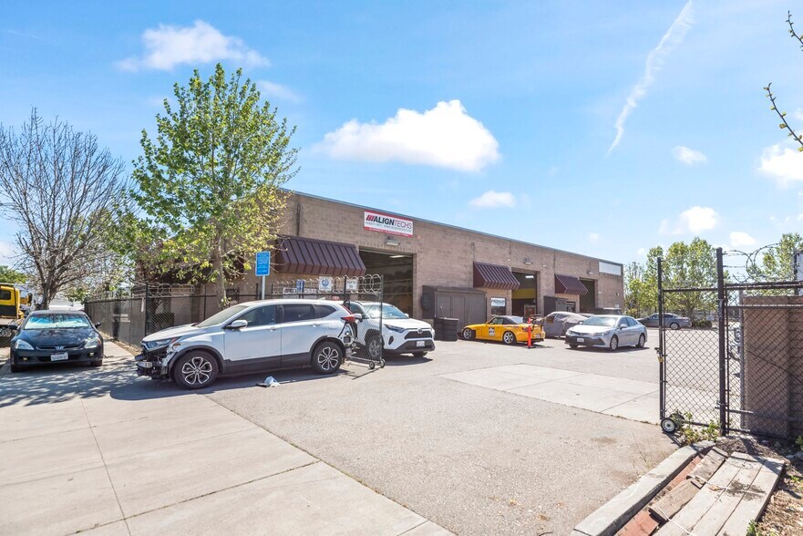 More Photos Of 1124 Old Bayshore Hwy, San Jose Service For Sale