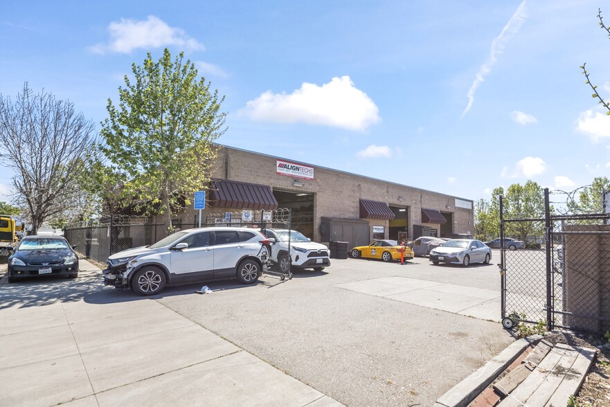 More Photos Of 1124 Old Bayshore Hwy, San Jose Service For Sale
