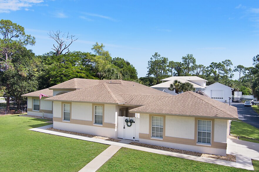 More Photos Of 6761 Golden Gate Pky, Naples Flex For Sale