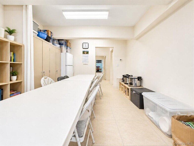 More Photos Of 61-12 220th St, Oakland Gardens Storefront Retail Office For Lease