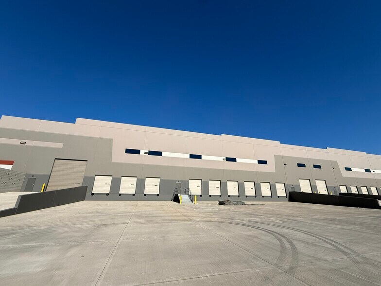 More Photos Of Mack Innovation Park- Scottsdale, Scottsdale Unknown For Lease