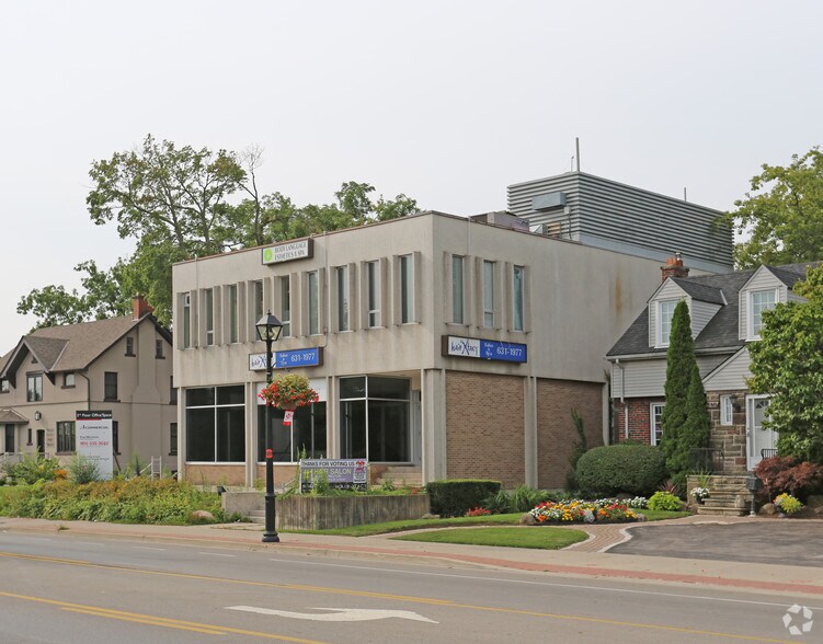 More Photos Of 534 Brant St, Burlington Storefront Retail Office For Lease