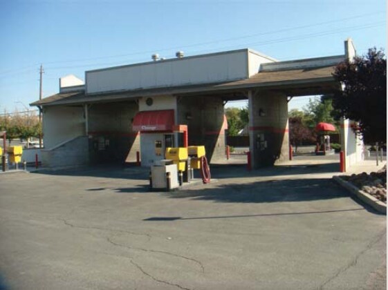 Primary Photo Of 2125 Sutro St, Reno Carwash For Sale