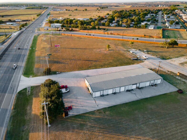 More Photos Of 2331 N Hwy 46, Seguin Light Distribution For Lease