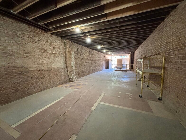 More Photos Of 16 S Market St, Troy Storefront For Lease