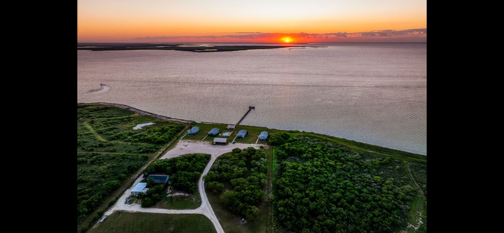 More Photos Of 1287 S County Road 1155, Riviera Hospitality For Sale