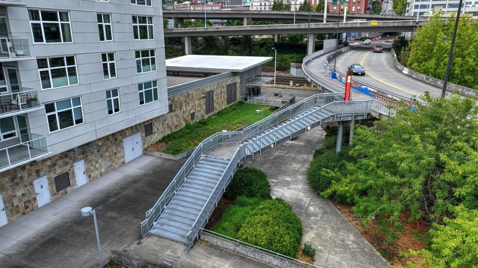 More Photos Of 1515 Dock St, Tacoma Apartments For Sale