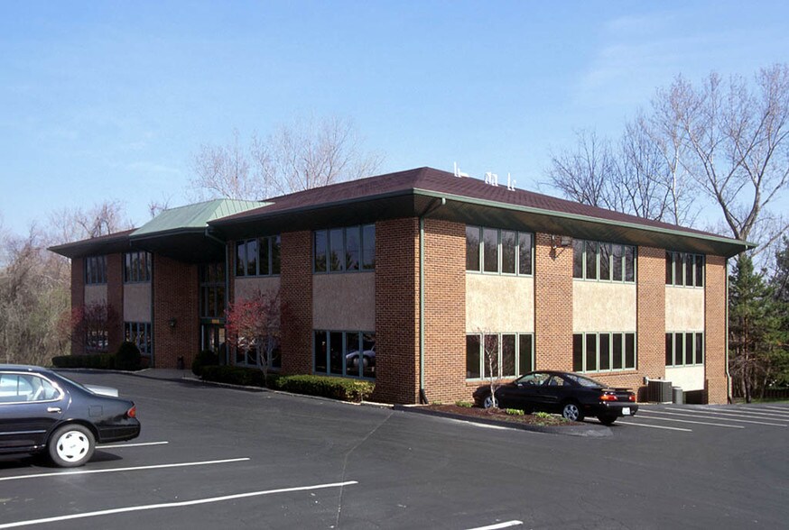 More Photos Of 13990 Olive Blvd, Chesterfield Office For Lease