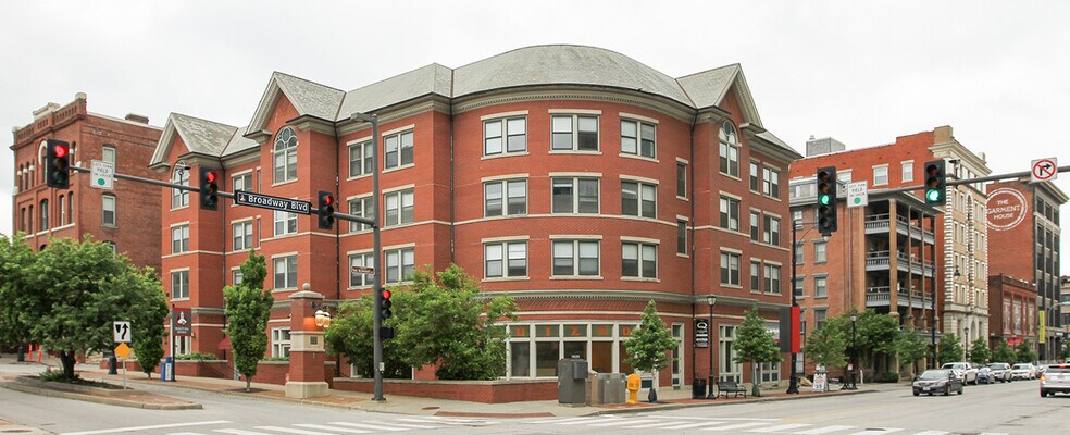Primary Photo Of 1020 Broadway St, Kansas City Apartments For Lease