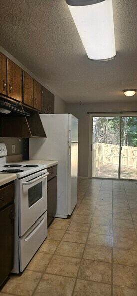 More Photos Of 1801 Ridgewood Dr, Murray Specialty For Sale