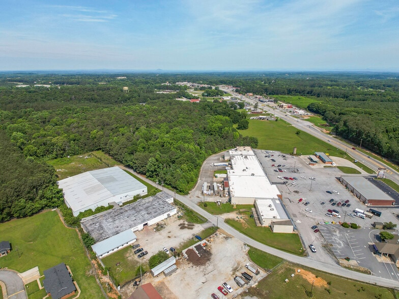 More Photos Of 105-205 Silo Ln, Lavonia Manufacturing For Lease