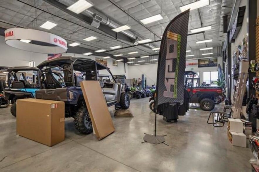 More Photos Of 111 NE 45th Ave, Minot Showroom For Lease