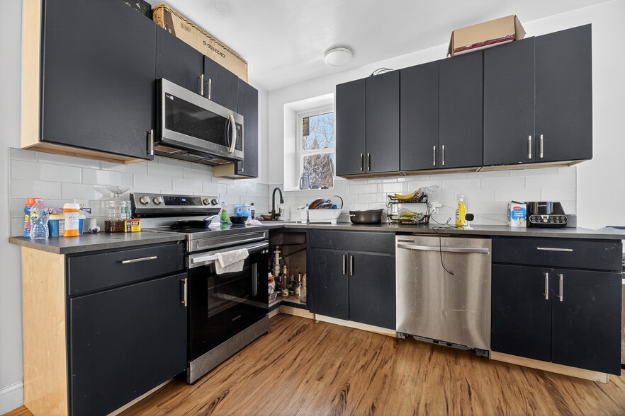 More Photos Of 528 Charles St, Providence Apartments For Sale