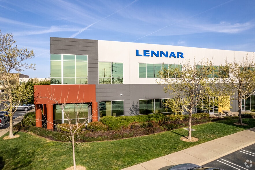 More Photos Of 1025 Creekside Ridge Dr, Roseville Office For Sale